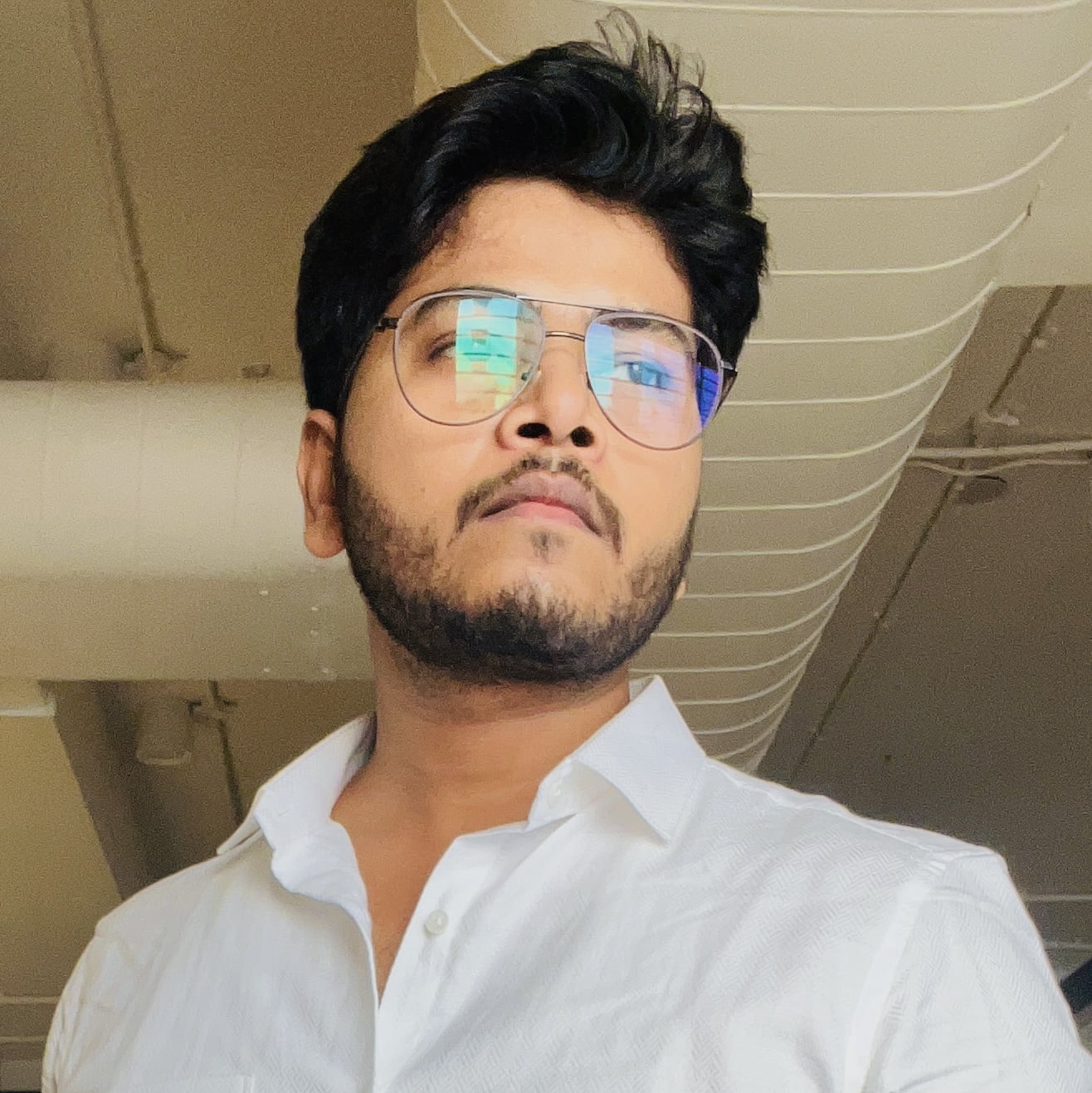 Avidit Prabhakar- Founder Akhbaaar.com